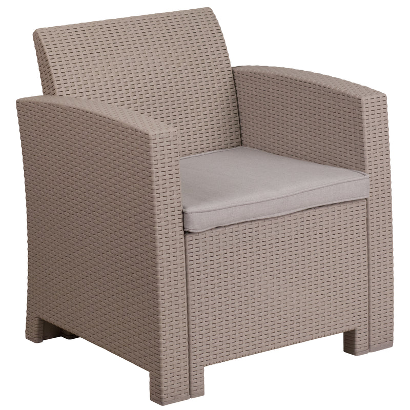 Malmok Outdoor Furniture Resin Chair Light Gray Faux Rattan Wicker Pattern Patio Chair With All-Weather Beige Cushion