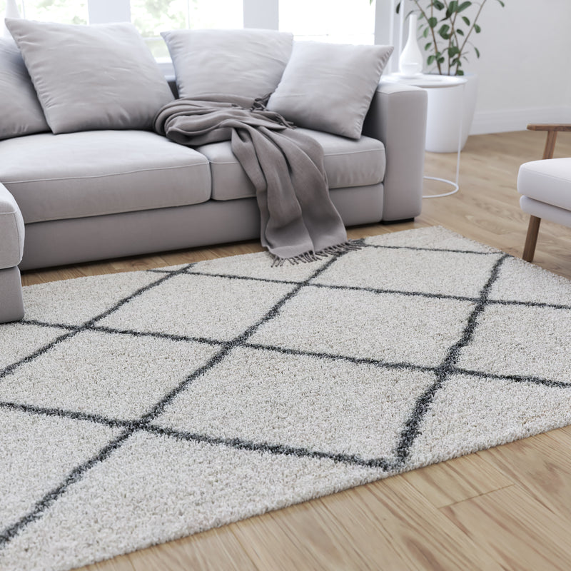 Shag Style Diamond Trellis Area Rug - 5' x 7' - Ivory/Gray Polyester (PET)